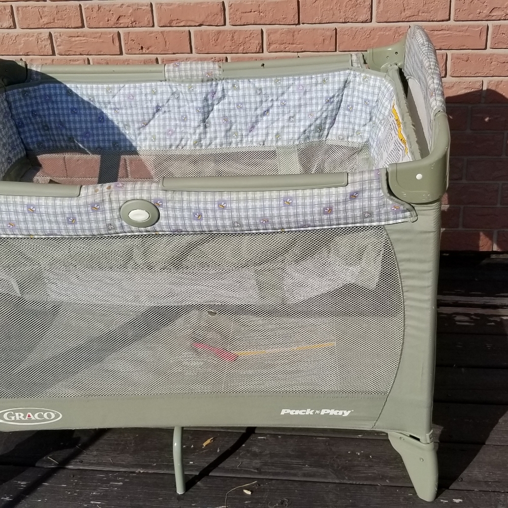 Graco pack 'n play
